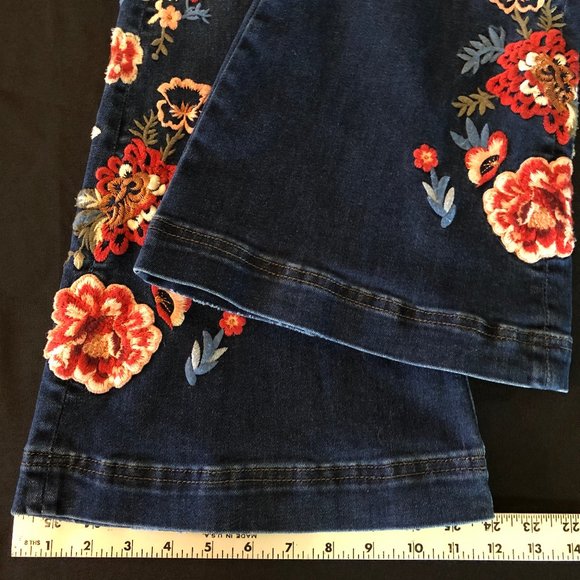 Free People x Driftwood Farrah Embroidered Flare Jeans Sz 28 - Picture 12 of 15